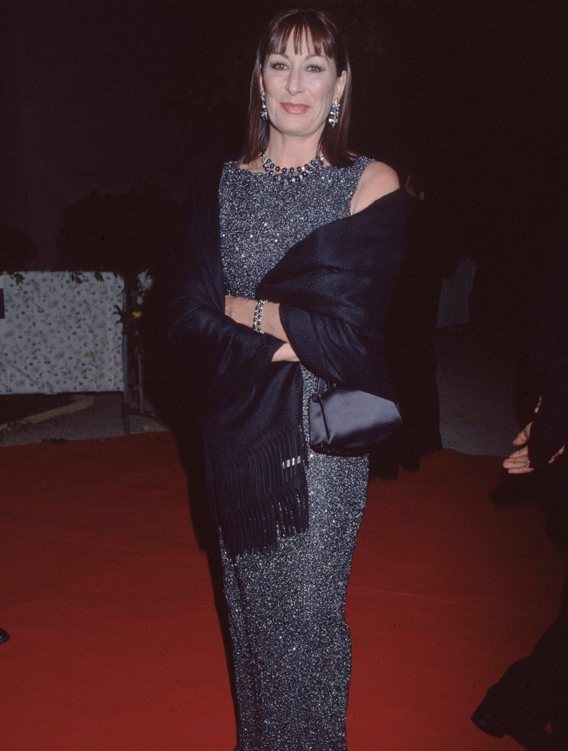 Anjelica Houston sieht heute ganz anders aus, als zu Zeiten von der "Addams Family".