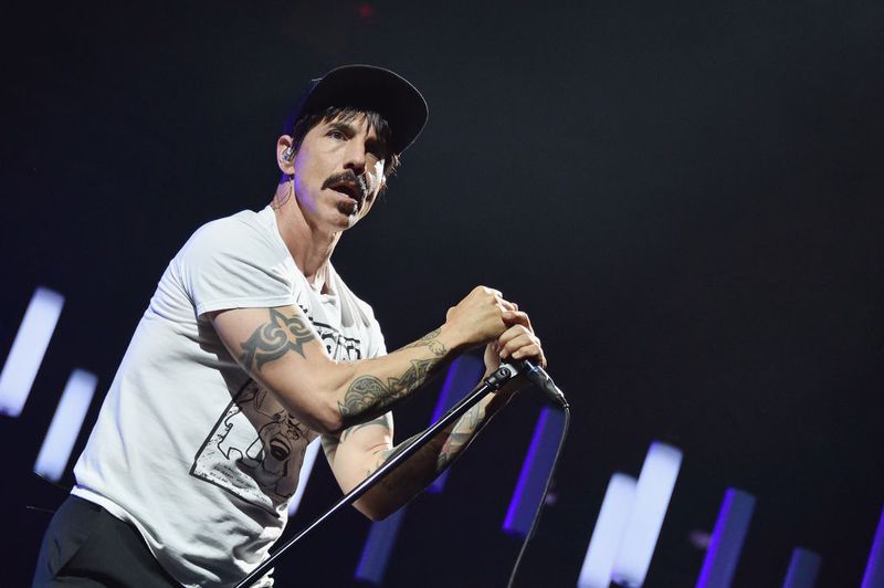Red Hot Chili Peppers: So bizarr verlief das Leben des Frontsängers Anthony Kiedis!