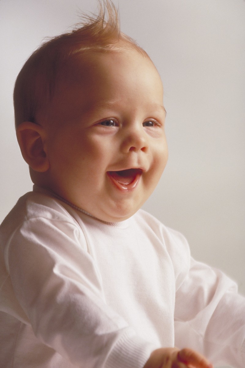 Vielleicht ist der Name Amalia oder Robert was für dich.