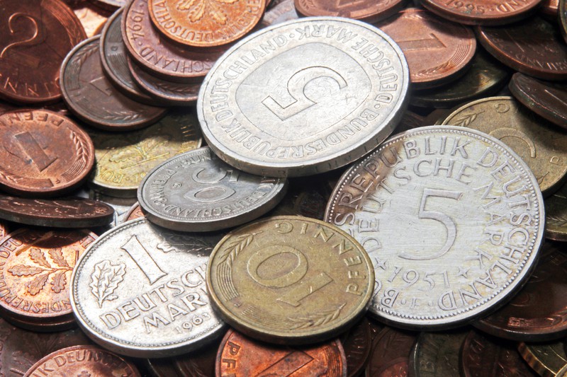 Viele DM-Münzen sind heute ein Vermögen wert.
