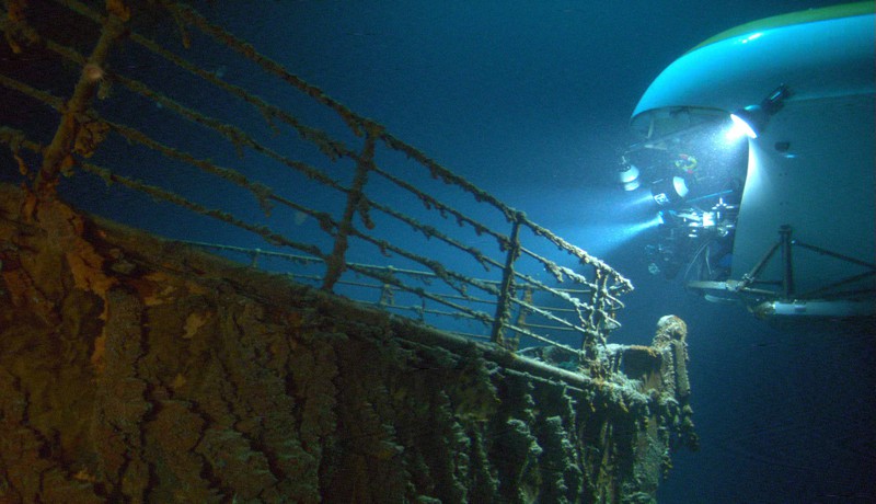 Es ist möglich, mit einem U-Boot eine Tauchexpedition zum Wrack der Titanic zu machen.