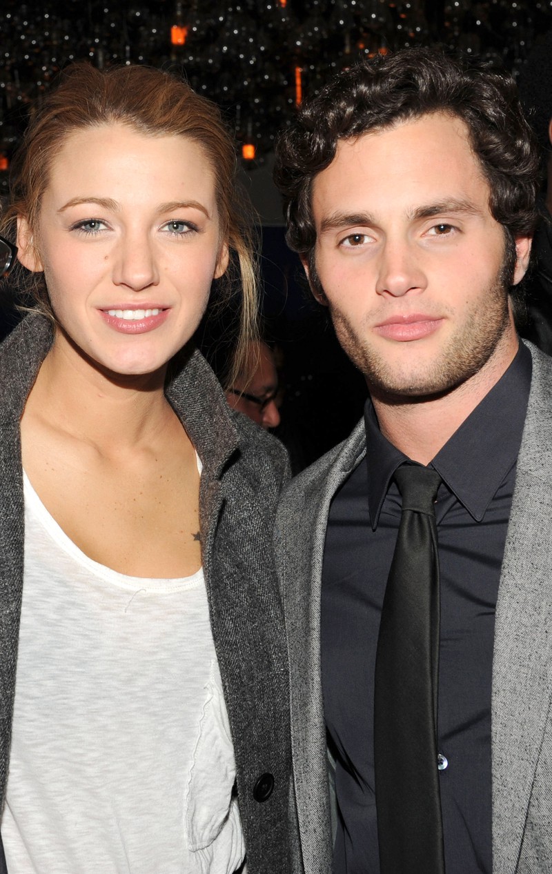 Auf dem Bild sieht man Blake Lively und Penn Badgley, die früher mal ein Paar waren.