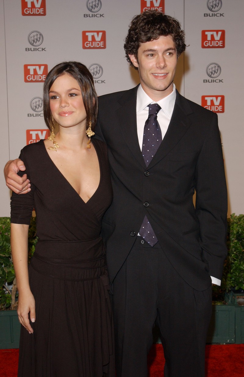 Auf dem Bild sieht man Rachel Bilson und Adam Brody, die früher mal ein Paar waren.