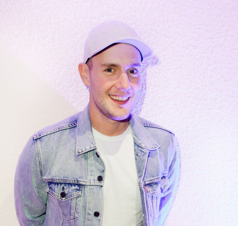 Oli P.