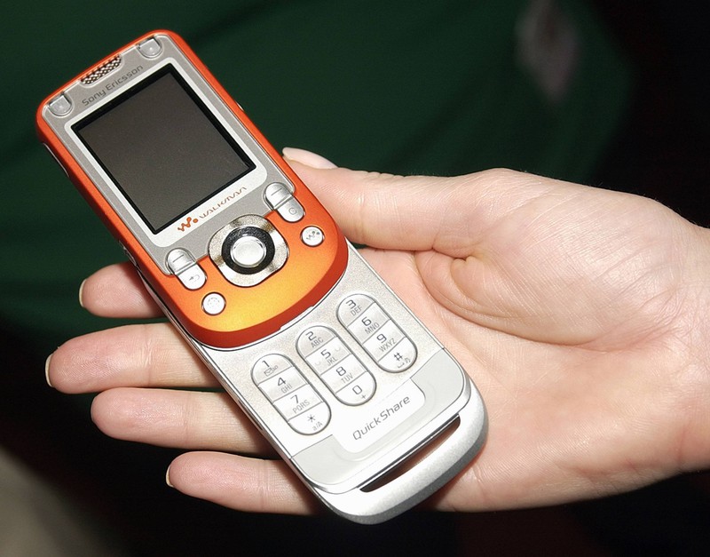 Ein altes Handy aus den 2000ern