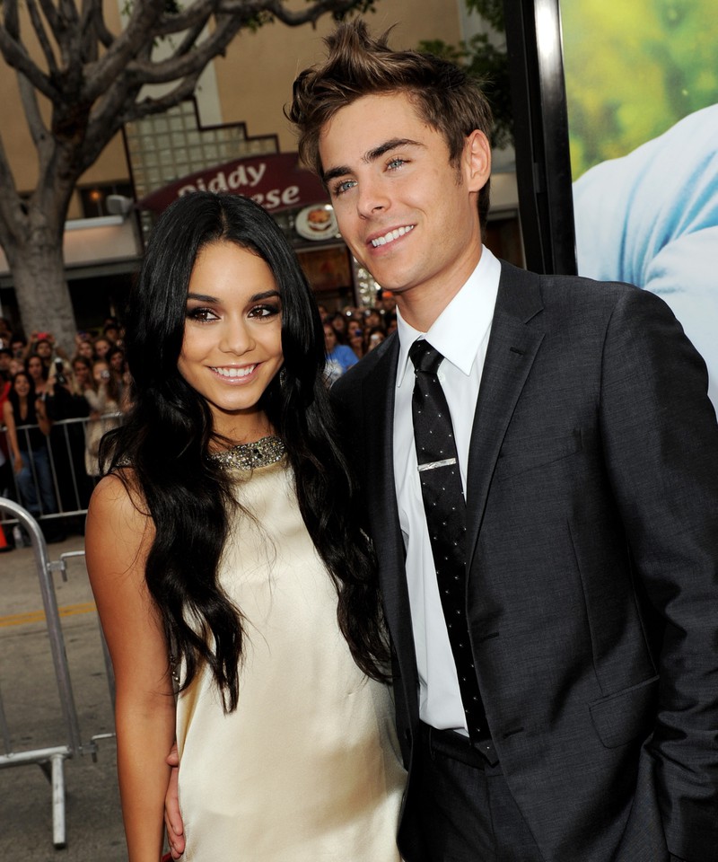 Während der „High School Musical“-Dreharbeiten verliebten sich Zac Efron und Vanessa Hudgens ineinander.