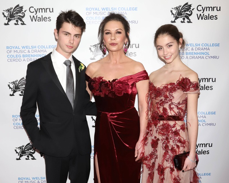 Dylan und Carys Douglas sind die Kinder von Catherine Zeta-Jones und Michael Douglas