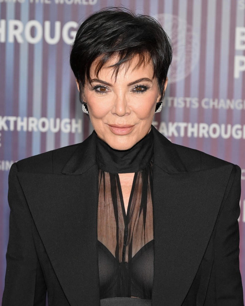 Kris Jenner lässt sich schon seit vielen Jahren vom Beauty-Doc verjüngen.