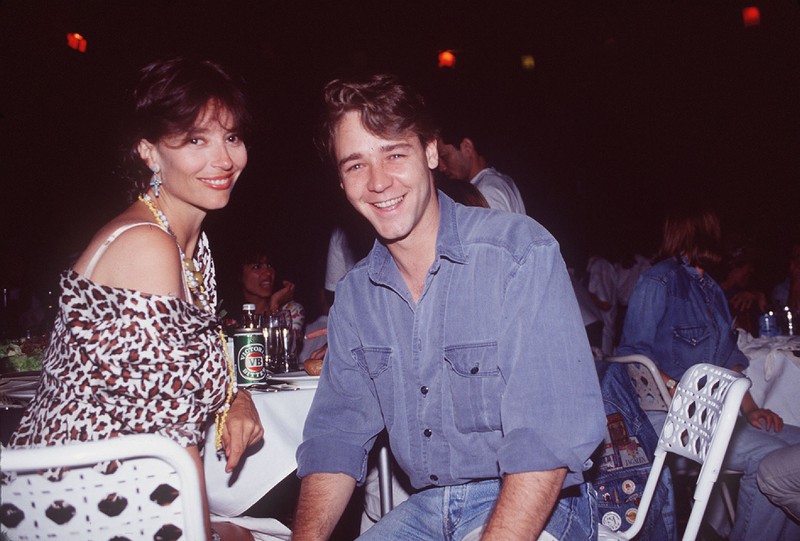 1992 sah Russell Crowe komplett anders aus als heute, wir hätten ihn fast nicht erkannt.