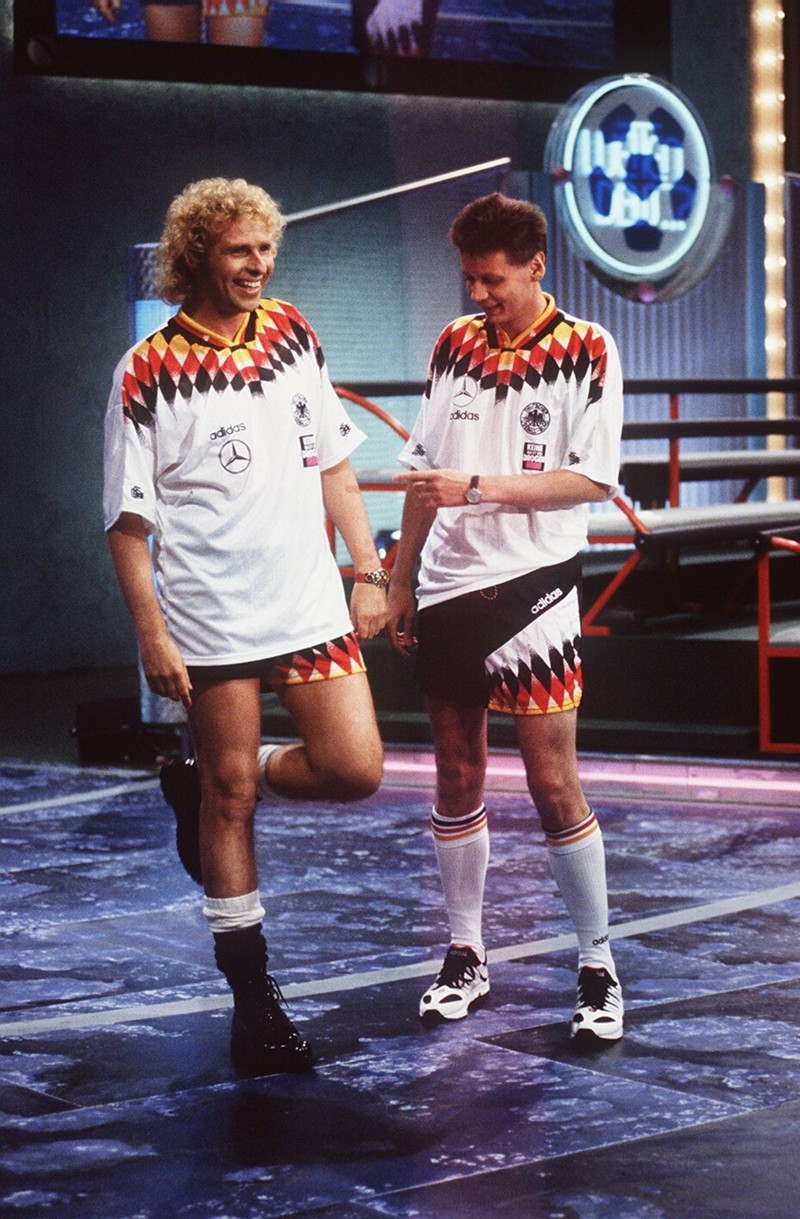 Thomas Gottschalk und Günther Jauch sahen im Jahr 1994 noch ganz anders aus, als heute, aber mindestens genauso charmant.