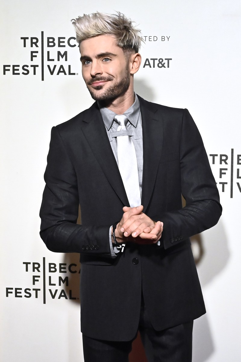 Auf dem Bild ist Zac Efron als 32-Jähriger, der mittlerweile immer noch erfolgreich als Schauspieler tätig ist