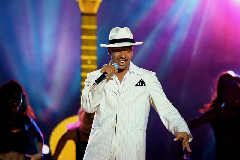 90er Jahre Star Lou Bega auf der Bühne
