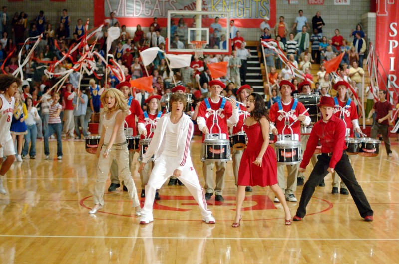 2006 wurden sie berühmt: Wie sehen die „High School Musical" Stars heute aus?