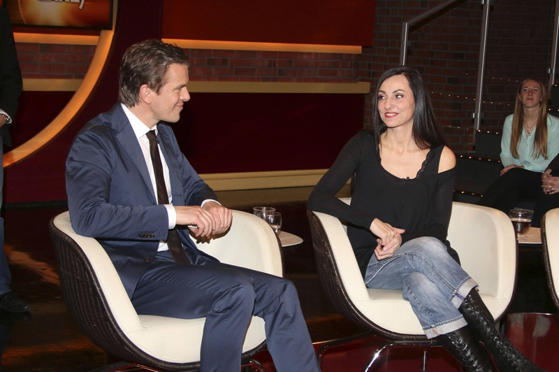 Markus Lanz und Katharina Saalfrank bei der Aufzeichnung der ZDF Talkshow Markus Lanz in den Fernsehmacherstudios in Hamburg.
