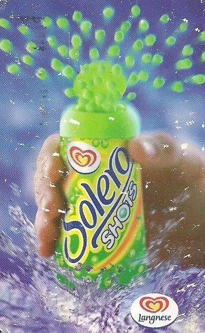 Das Solero Shots-Eis war ein echter Hit in den 90ern. Viele erinnern sich noch an das beliebte Langnese-Eis