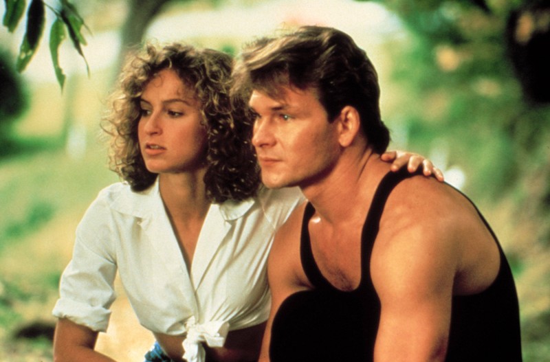 Im Film „Dirty Dancing“ trägt Baby häufig Jeans-Shorts, die allerdings erst in den 80ern ein Modetrend waren.