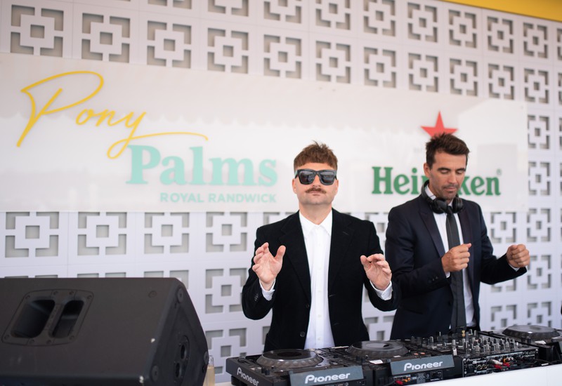Auch heute tritt das Duo um "Yolanda Be Cool" noch gemeinsam auf