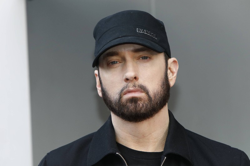 Eminem hat eine erfolgreiche Musikkarriere hinter sich und das ganz ohne Schulabschluss.