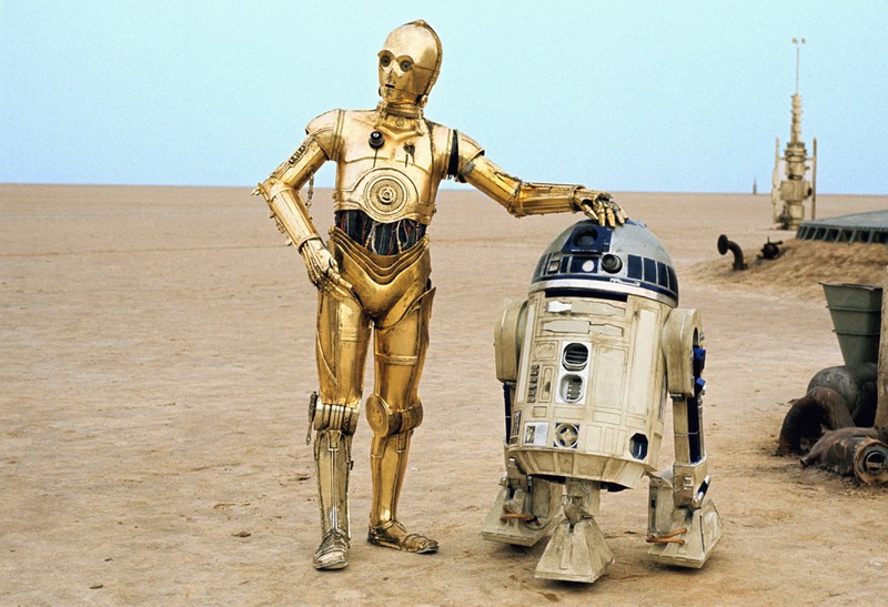 "C-3PO" ist im Film "Star Wars" der beste Freund von "R2D2".
