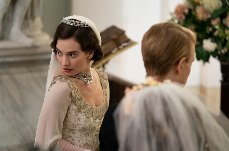 „The Pursuit of Love“ ist eine Serie für Historien-Fans.