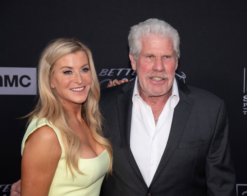 Allison Dunbar und Ron Perlman heirateten 2022.