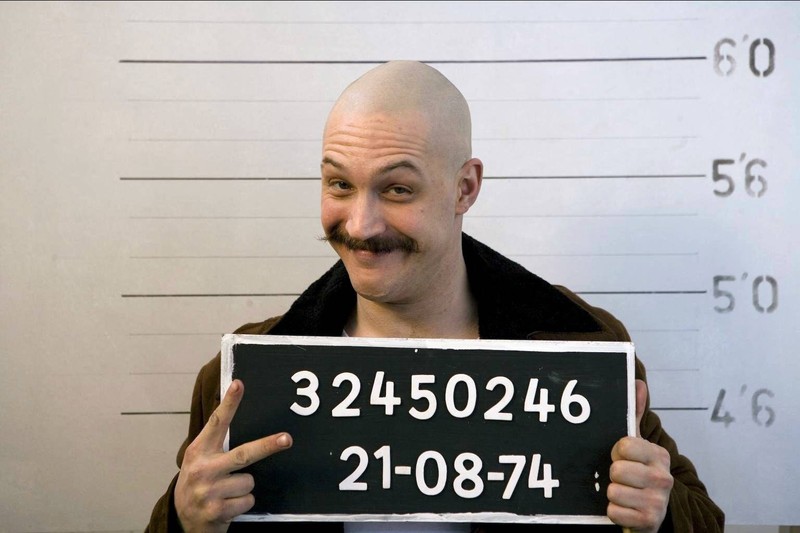 Eine Szene aus dem Film „Bronson" mit Tom Hardy.
