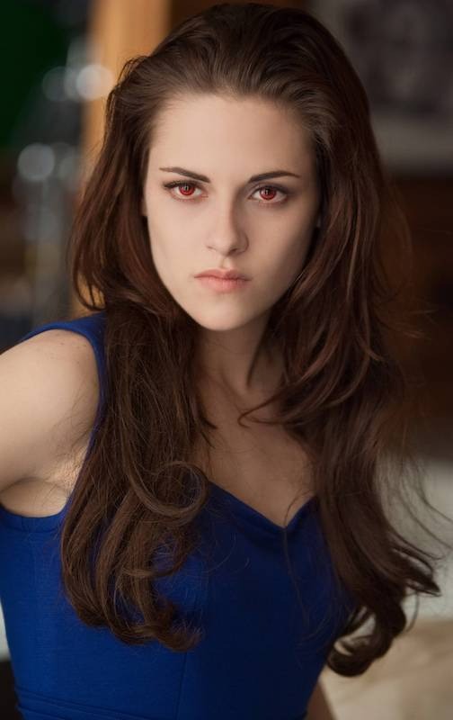Bella wurde erst nach der Geburt ihrer gemeinsamen Tochter mit Edward in einen Vampir verwandelt.