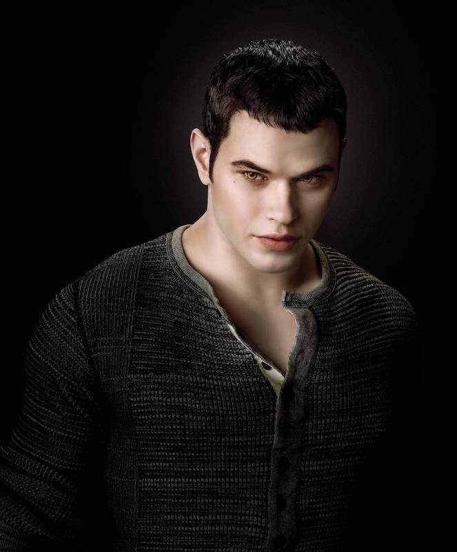 Emmett ist der stärkste Vampir des Cullen-Clan.