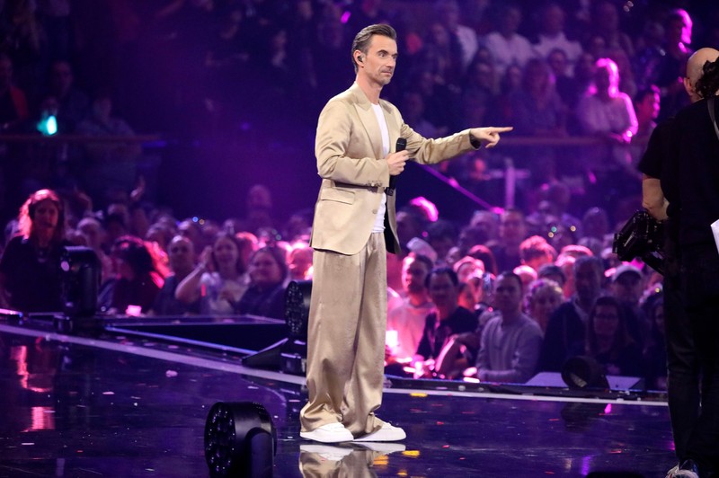 Der Anzug von Florian Silbereisen sorgt für Lacher im Netz.