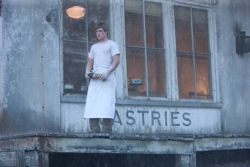 Peeta Mellark ist schon lange in Katniss Everdeen verliebt.