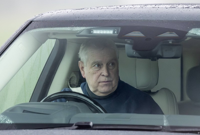 Andrew Mountbatten-Windsor kam wegen  Amtsmissbrauch in Untersuchungshaft.