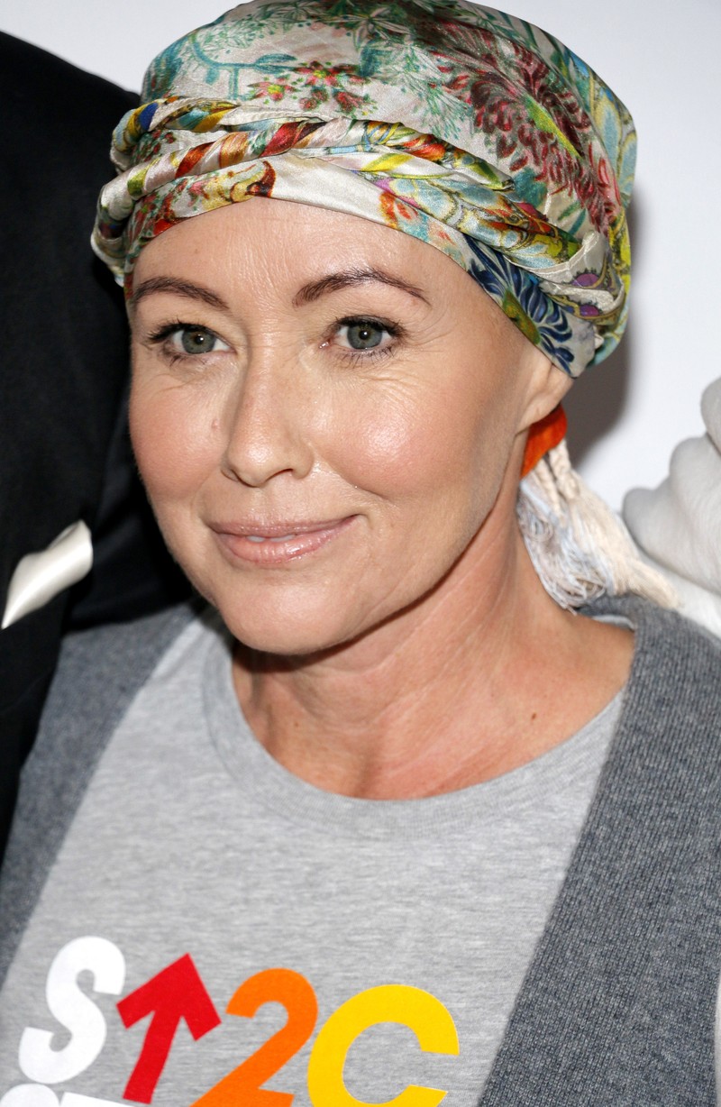 Shannen Doherty hat Mitte Juli 2024 den Kampf gegen den Brustkrebs verloren.