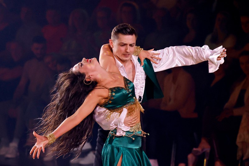 Malika Dzumaev und Zsolt Sándor Cseke sind Tanzpartner.
