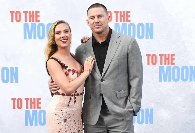 Scarlett Johansson und Channing Tatum könnten auf einige Sachen nicht verzichten, wenn sie auf den Mond fliegen dürften.