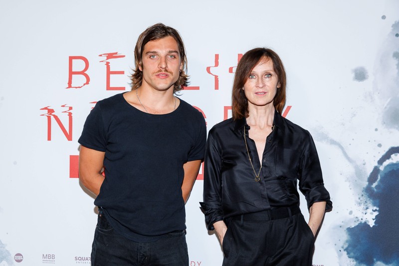 „Berlin Nobody“-Darsteller Jonas Dassler und Darstellerin Sophie Rois kamen zur Premiere des Films.