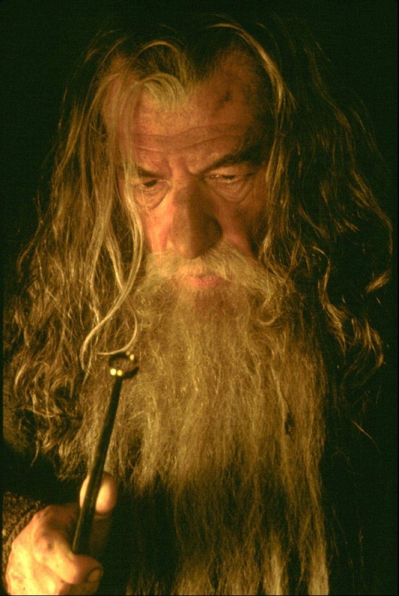 Es gibt nicht nur Gandalf den Grauen und dein Weißen.