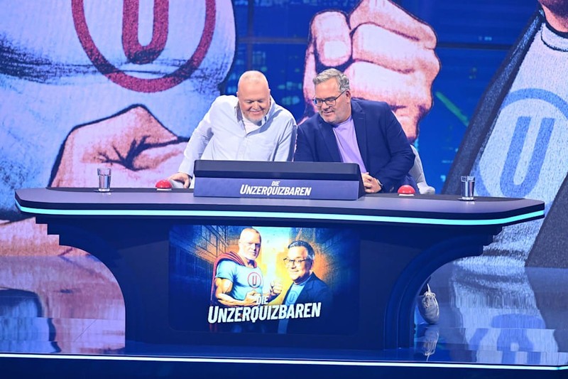 Raab und Elton blamierten sich in der neuen Quizshow.