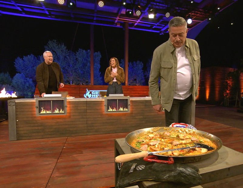 Jochaim Llambi lässt kein gutes Haar an der Paella von Steffen Henssler.
