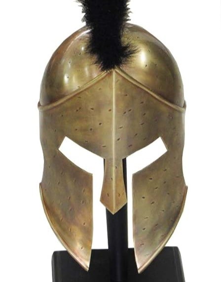Mit dem unverwechselbaren Helm von Leonidas wirst du zum Anführer der Spartaner.