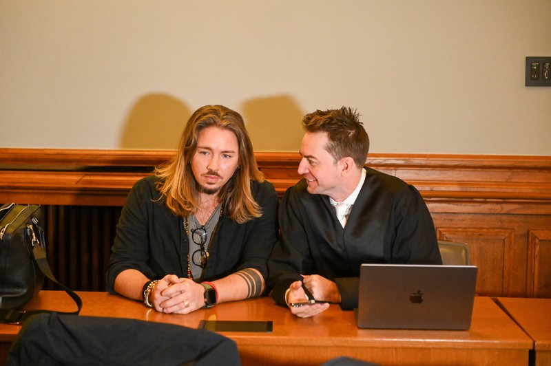 Dr. Alexander Stevens hat seinem Mandanten Gil Ofarim geraten, nichts im Dschungel zu erzählen.