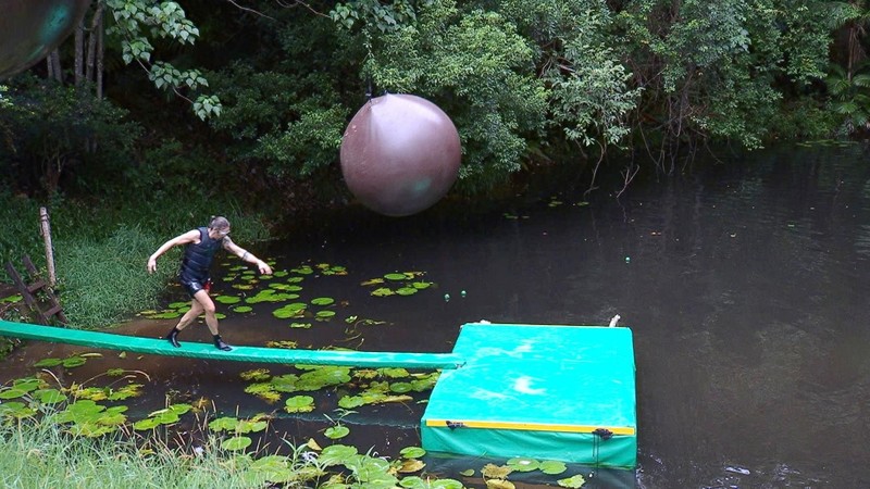 Gil Ofarim verletzt sich bei einer Dschungelprüfung und muss in die Notaufnahme.