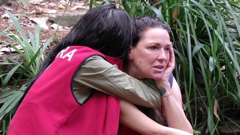 Simone Ballack spricht im Dschungelcamp über ihren verstorbenen Sohn und den Unfall.