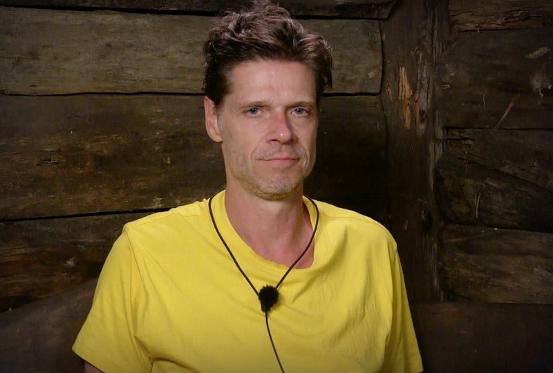 Stephen Dürr besuchte die Stella Adler Academy in Los Angeles, um Schauspieler zu werden.