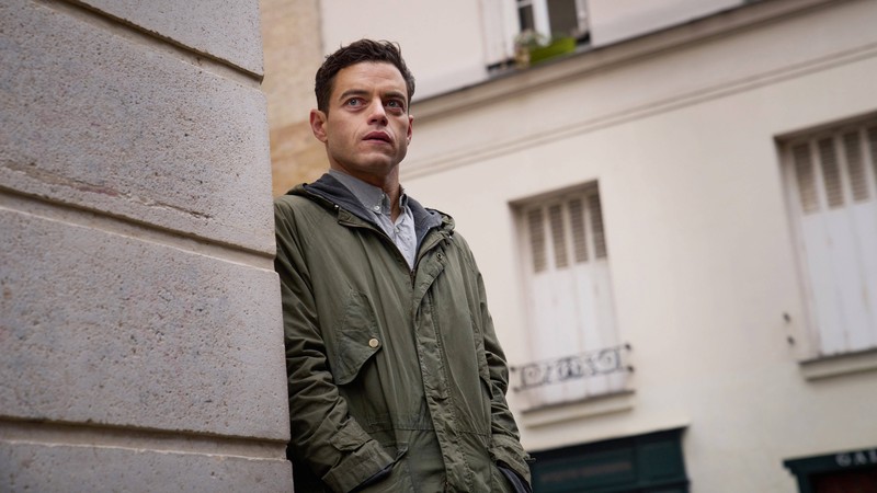 Rami Malek spielt Chales Heller in „The Amateur“. Den Thriller solltest du dir auf keinen Fall entgehen lassen.